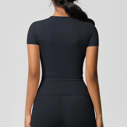 Classic Shape Tee by Vivacuerpo